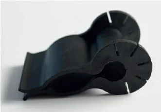 Pince-plat multiposition, noir ou blanc
