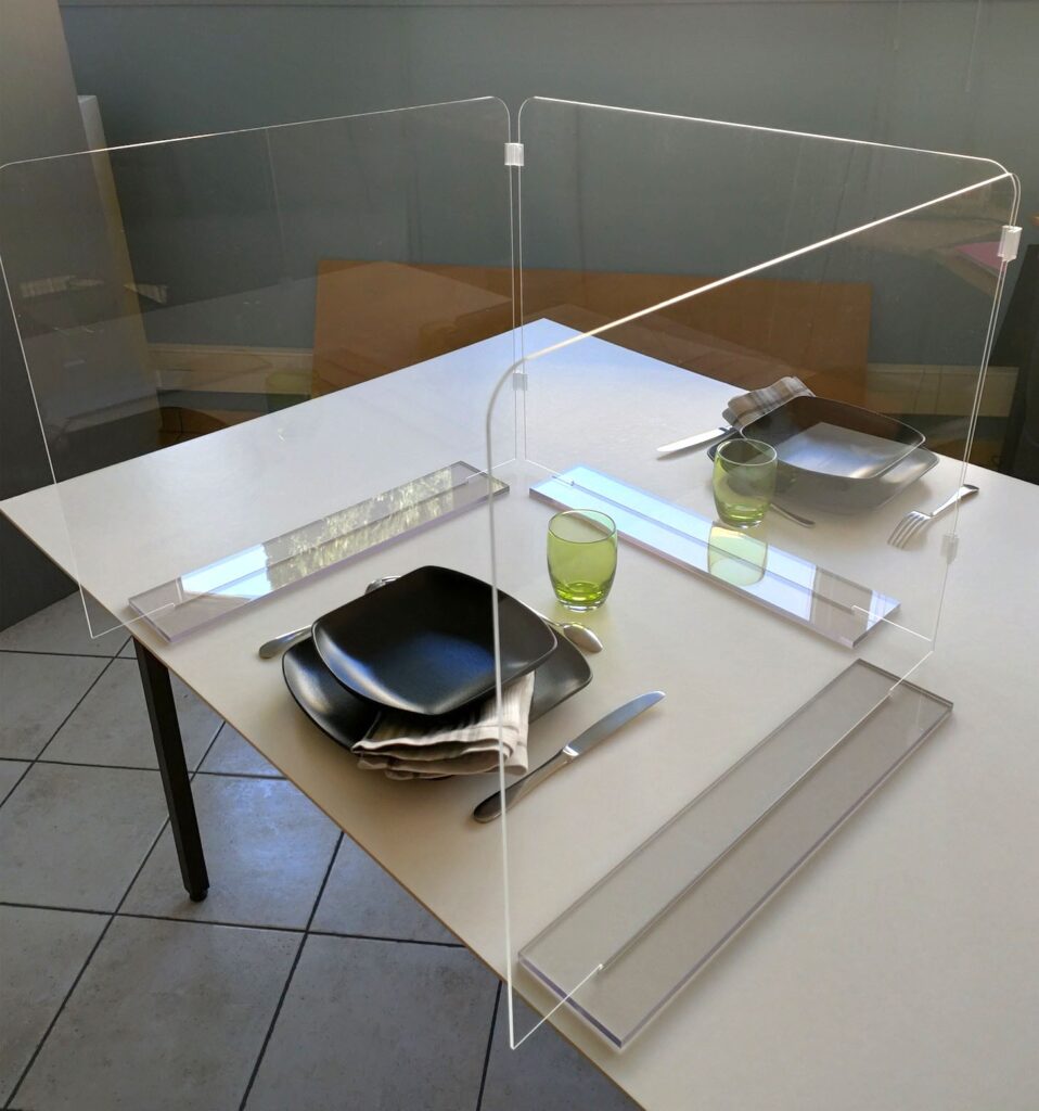 Parois de protection de table sur pied transparente